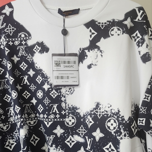 Louis Vuitton Monogram Bandana Crewneck - Authentic w/tags $1000 - Picture 3 of 5